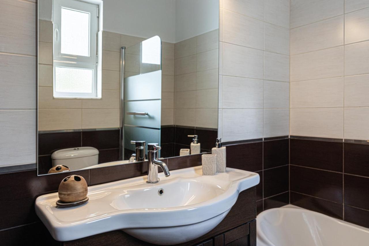 Villa Mamma Mia Gennadi Exteriör bild